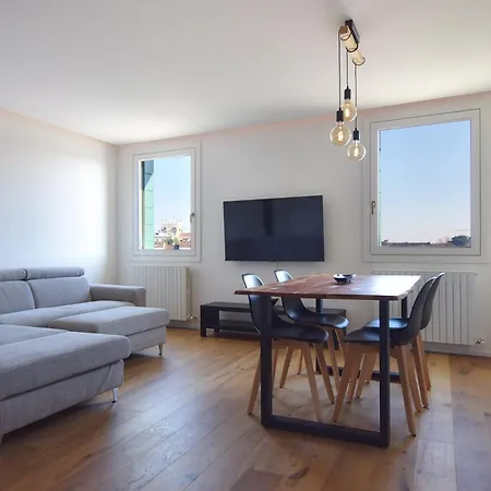 Wonderful Prato Della Valle Appartement
